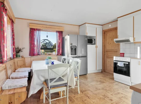 Cozy 4-Bedroom Vacation Rental House